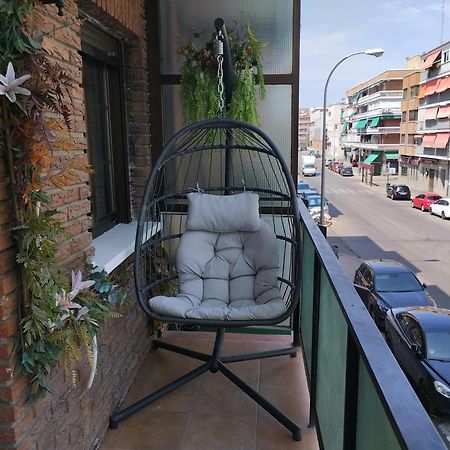 Habitaciones Individuales En Apartamento Madrid Kültér fotó