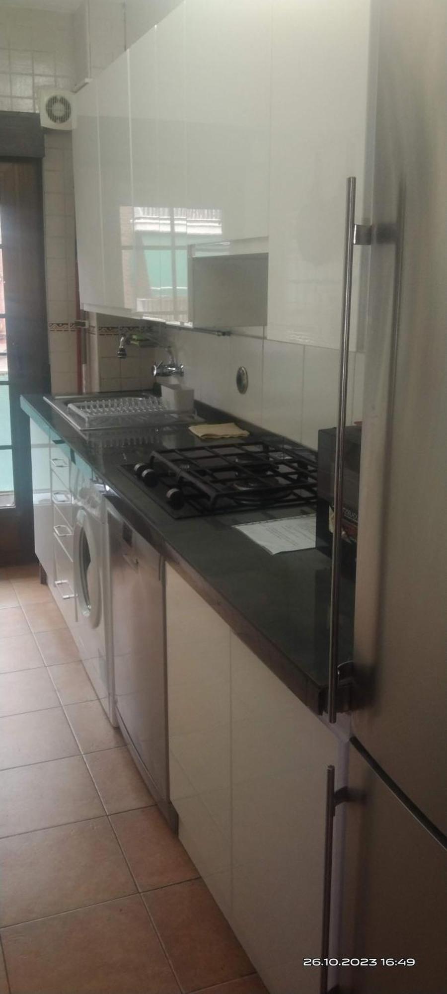 Habitaciones Individuales En Apartamento Madrid Kültér fotó