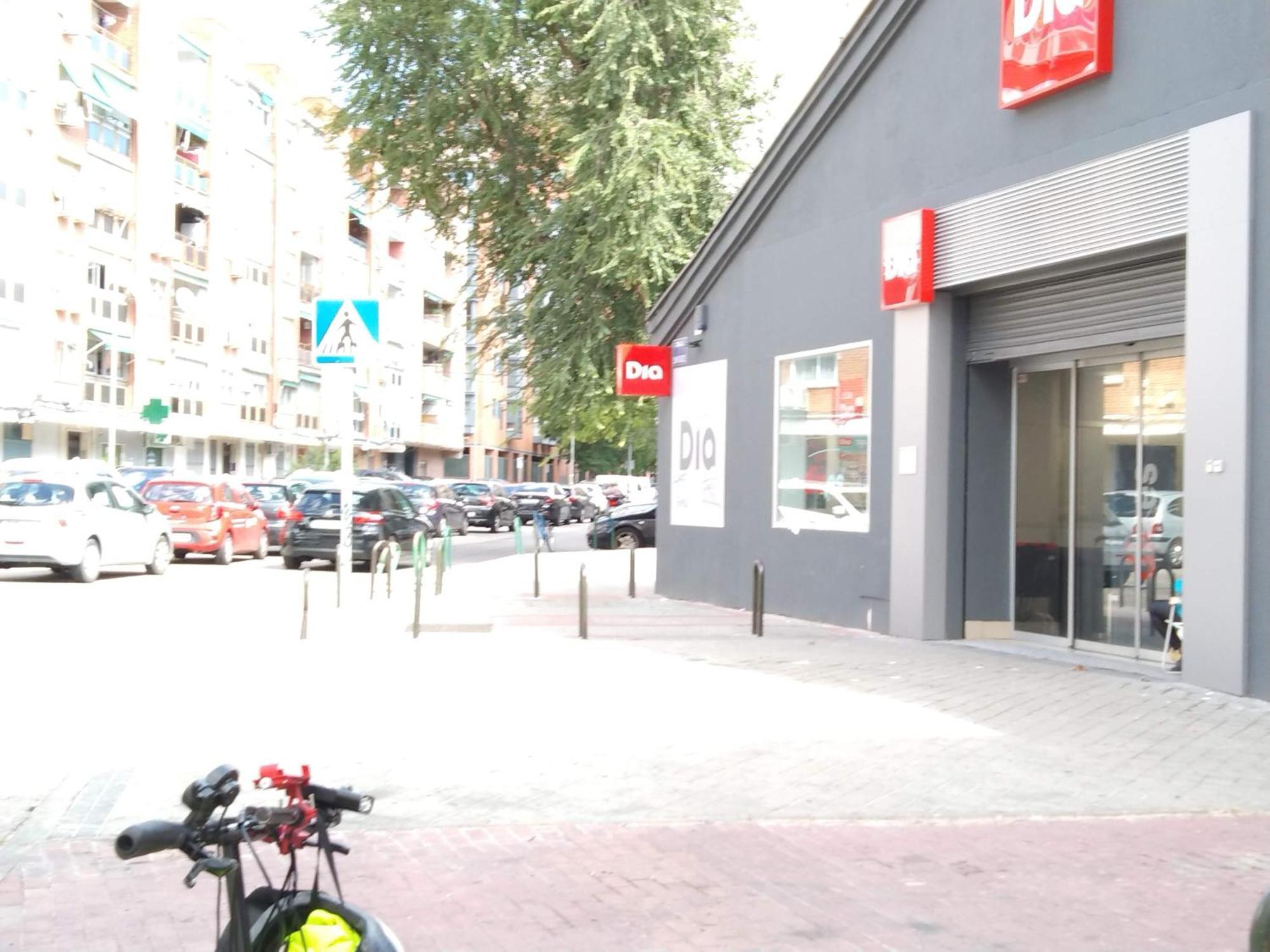 Habitaciones Individuales En Apartamento Madrid Kültér fotó
